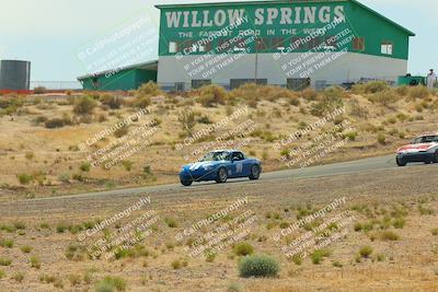 media/May-31-2025-CalClub SCCA (Sat) [[2c1a04e1ee]]/Race/Group 4/Turn 4b/
